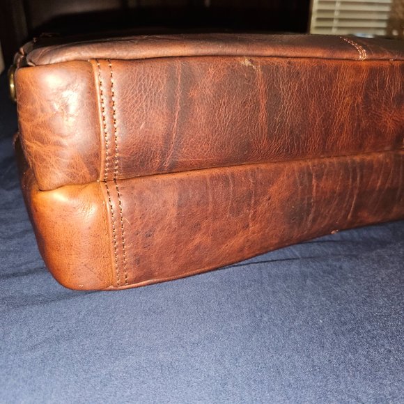 Paul & Taylor Genuine Leather Laptop Bag/Briefcase - Picture 14 of 16